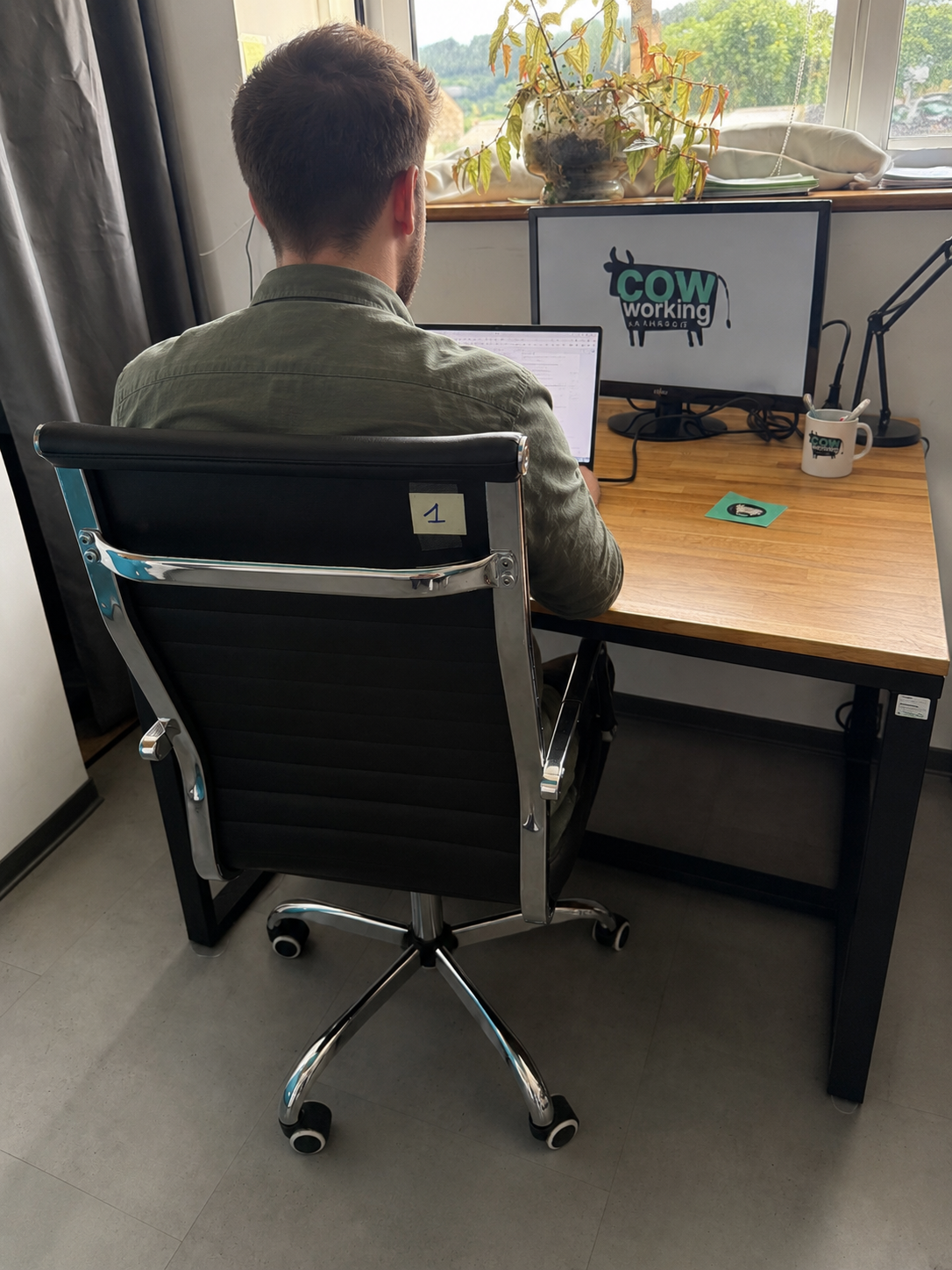 Bureau 1 du Cow-working Laissagais