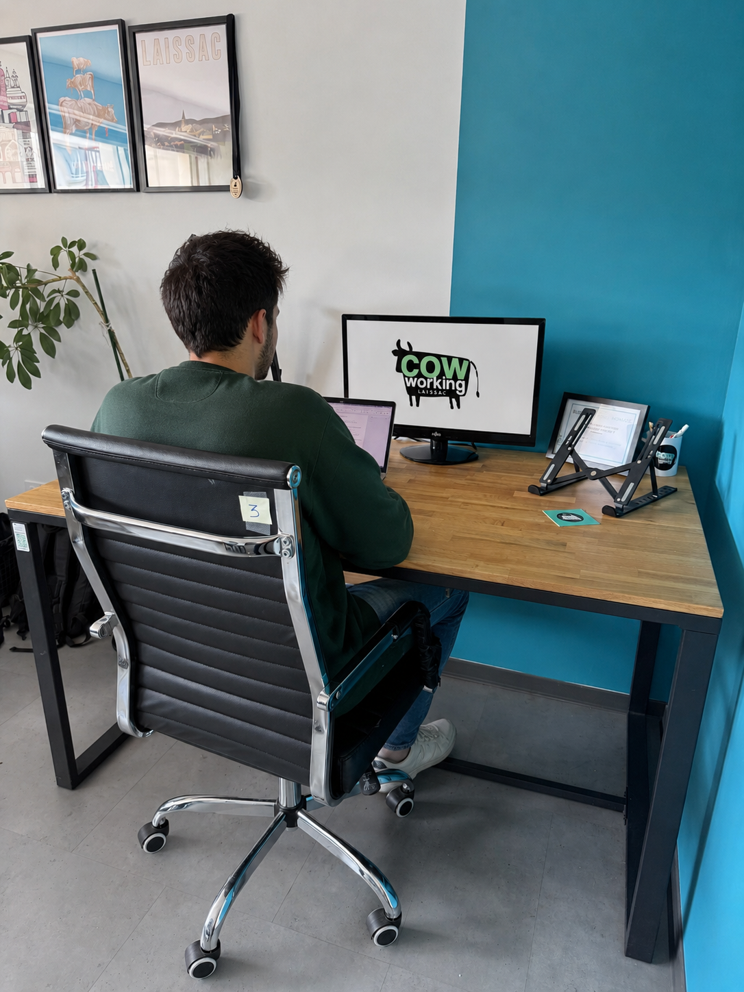 Bureau 3 nomade du Cow-working Laissagais
